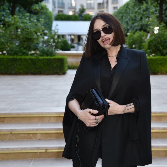 Béatrice Dalle assiste au cocktail du créateur de bijoux David Yurman au Ritz à Paris, le 1er juillet 2019. © Giancarlo Gorassini/Bestimage