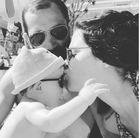 Tiffany, Justin de "Mariés au premier regard" avec leur fille Romy, le 1er juin 2019