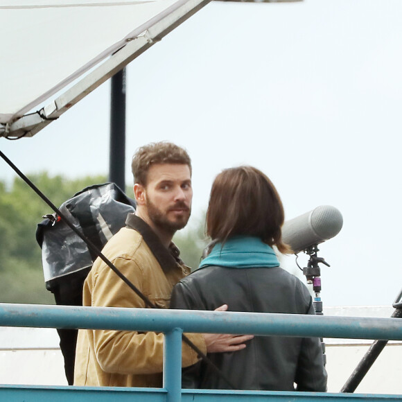 Exclusif - Matt Pokora (M Pokora) tourne les premières scènes de son premier film pour TF1 probablement intitulé "Les Oubliés" ou il interprète le rôle du fils d'une femme atteinte de la maladie d'Alzheimer. © Patrick Bernard/Bestimage