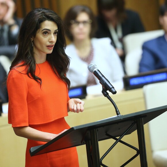 Amal Clooney lors d'un discours aux Nations Unies sur le thème de la justice et de la démocratie à New York le 28 septembre 2018. © Morgan Dessalles / Bestimage