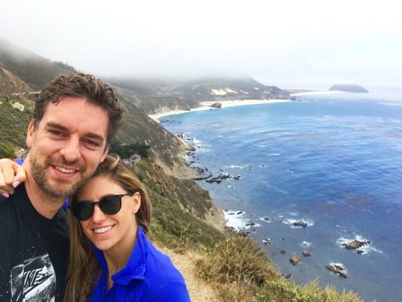 Pau Gasol et Cat McDonnell (photo Instagram du 20 juillet 2018, en balade à Big Sur) se sont mariés le 6 juillet 2019 à San Francisco.