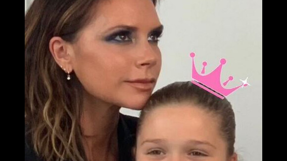 Victoria Beckham : Sa fille Harper pose exactement comme elle