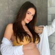 Nabilla Benattia enceinte et en lingerie sur Instagram, le 10 juillet 2019