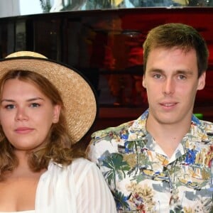 La princesse Stéphanie de Monaco, Camille Gottlieb, Louis Ducruet et Marie Chevallier  - Traditionnelle soirée au profit de Fight Aids Monaco, dans la salle des Etoiles du Sporting à Monaco le 13 juillet 2019. Cette année, l'association de la princesse Stéphanie de Monaco, fête ses 15 ans. C'est le célèbre groupe américain The Beach Boys, tout droit venu de Californie, qui assure le Show au profit de l'association. Les membres de la famille princière, le prince Albert II de Monaco en tête, ainsi que l'ensemble du public, n'ont pas hésité à se mettre en mode "Beach Boys". © Bruno Bebert/Bestimage