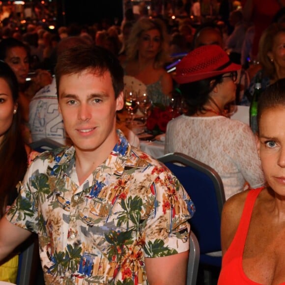 Marie Chevallier, Louis Ducruet, son futur époux, et la princesse Stéphanie de Monaco - Traditionnelle soirée au profit de Fight Aids Monaco, dans la salle des Etoiles du Sporting à Monaco le 13 juillet 2019. Cette année, l'association de la princesse Stéphanie de Monaco, fête ses 15 ans. C'est le célèbre groupe américain The Beach Boys, tout droit venu de Californie, qui assure le Show au profit de l'association. Les membres de la famille princière, le prince Albert II de Monaco en tête, ainsi que l'ensemble du public, n'ont pas hésité à se mettre en mode "Beach Boys". © Bruno Bebert/Bestimage