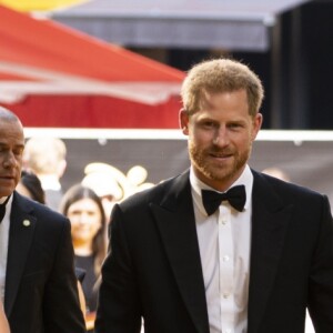 Le prince Harry, duc de Sussex, et Meghan Markle, duchesse de Sussex, à la première du film "Le Roi Lion" au cinéma Odeon Luxe Leicester Square à Londres, le 14 juillet 2019