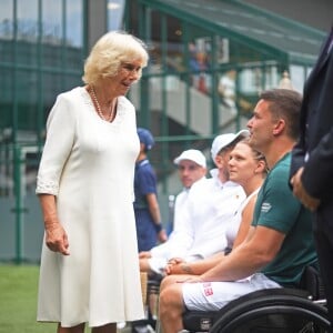 Camilla Parker Bowles, duchesse de Cornouailles, en visite au Tennis Club "All England Lawn" à Wimbledon. Le 10 juillet 2019