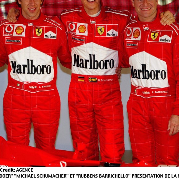 Felipe Massa, Luca Badoer, Michael Schumacher et Rubens Barrichello lors de la présentation de la nouvelle Ferrari en février 2003.