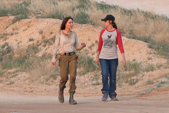 Exclusif - Angelina Jolie sur le tournage du nouveau Lara Croft "Those Who Wish Me Dead" à Albuquerque au Nouveau-Mexique. Le 21 juin 2019