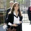 Kate Middeton lors de sa remise de diplôme à l'Université de St Andrews en Ecosse, en 2005. La future duchesse portait un sac Longchamp.