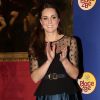 Kate Catherine Middleton (enceinte, en jupe Jenny Packham) assiste au prix "Place2be Wellbeing in Schools" à Londres le 19 novembre 2014.