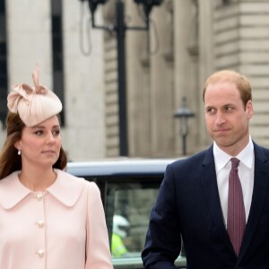 Catherine Kate Middleton, enceinte en look Alexander McQueen - La famille royale anglaise va assister à une messe commémorative de la journée du Commonwealth à l'abbaye de Westminster à Londres, le 9 mars 2015.