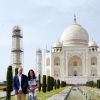 Kate Middleton, en robe Naeem Khan, devant le Taj Mahal le dernier jour de leur visite en Inde à Agra le 16 Avril 2016.