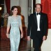 Kate Middleton, en robe Jenny Packham, lors du dîner donné par l'ambassadeur de Grande-Bretagne en France à la résidence de l'ambassadeur à Paris le 17 mars 2017. © Laurent Vu / Pool / Bestimage