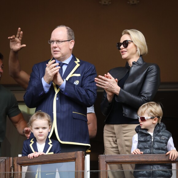 Le prince Albert II et la princesse Charlène de Monaco avec leurs enfants le prince Jacques de Monaco et la princesse Gabriella de Monaco lors de la 9ème édition du Tournoi Sainte Dévote de Rugby au Stade Louis II à Monaco, le 11 mai 2019. © Jean-Charles Vinaj/Pool/Bestimage