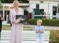 Charlene de Monaco : Épaules joliment dénudées pour une sortie avec Jacques