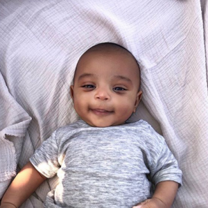 Kim Kardashian et son fils Psalm sur Instagram.