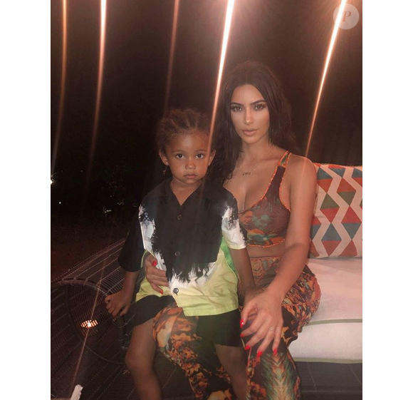 Kim Kardashian et son fils Saint sur Instagram.