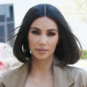 Kim Kardashian se promène à Los Angeles, le 10 juillet 2019.