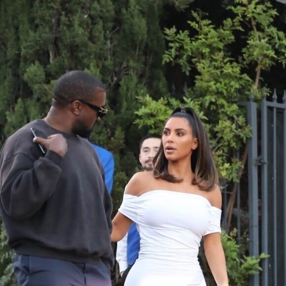 Exclusif - Kim Kardashian et son mari Kanye West arrivent à un diner privé au restaurant Crustacean à Beverly Hills, Los Angeles, le 30 juin 2019