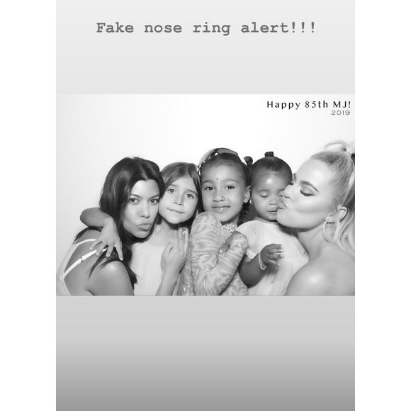 Kourtney, Khloé, leurs filles et North sur Instagram.