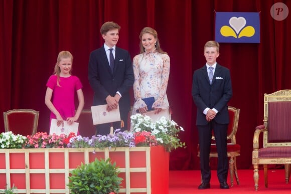 La princesse Elisabeth, le prince Gabriel, le prince Emmanuel et la princesse Eléonore de Belgique - La famille royale de Belgique assiste à la parade militaire à l'occasion de la fête Nationale belge, le 21 juillet 2019.  Belgium royal family attend the Military Parade at the National Day. Belgium, Brussels, 21 July 2019.21/07/2019 - Bruxelles