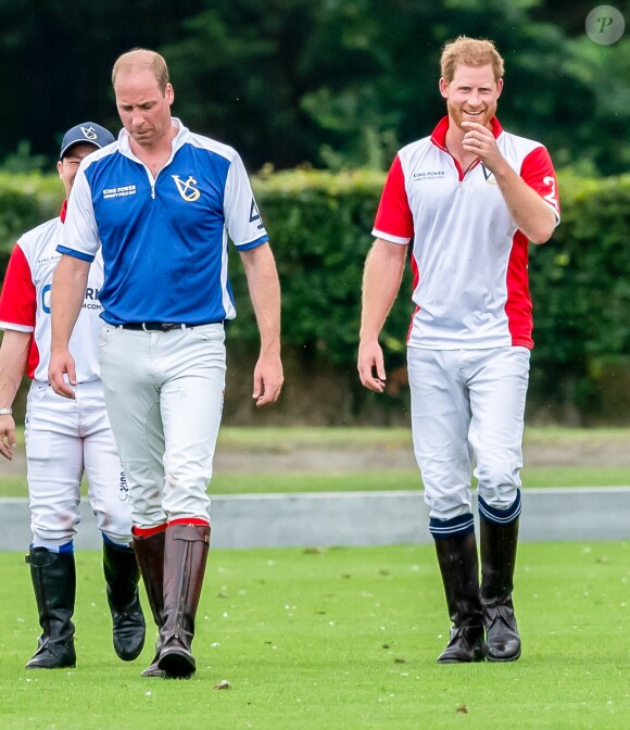 Le prince William, duc de Cambridge et son frère le prince Harry, duc de Sussex lors d'un match de polo de bienfaisance King Power Royal Charity Polo Day à Wokinghan, comté de Berkshire, Royaume Uni, le 10 juillet 2019.