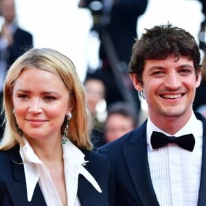 Virginie Efira et son compagnon Niels Schneider lors de la montée des marches de la cérémonie de clôture du 72ème Festival International du Film de Cannes, le 25 mai 2019. © Rachid Bellak/Bestimage