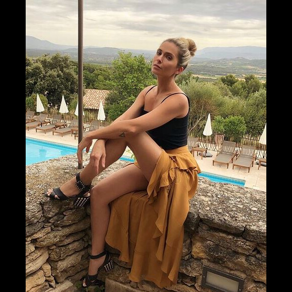 Clara Morgane en vacances sur la Côte d'Azur. Juillet 2019.