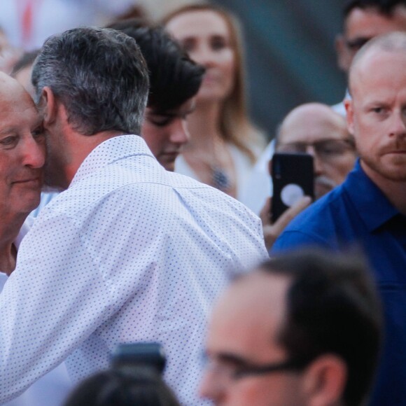 Le roi Felipe VI d'Espagne et le roi Harald V de Norvège lors de la cérémonie de remise des trophées de la 38e édition de la Copa del Rey à Palma de Majorque le 3 août 2019.