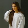 Ariana Grande se promène avec une amie à New York le 16 août 2018.