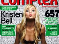 Kristen Bell, très décolletée et peu vêtue, vous souhaite une belle nuit avec un baiser enflammé...
