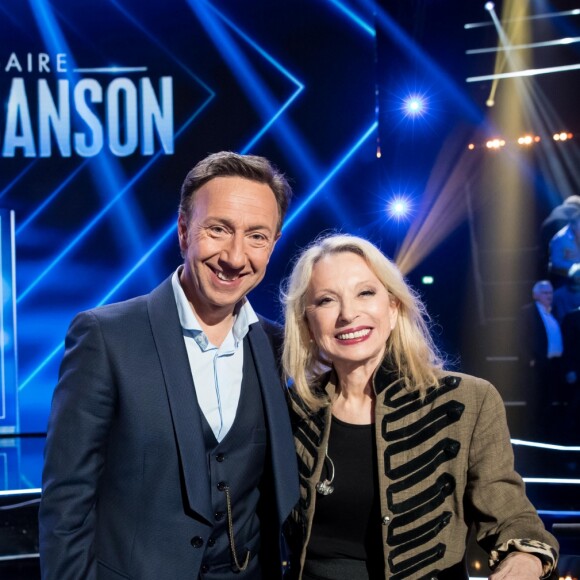 Exclusif - Stéphane Bern (qui présente l'émission) et Véronique Sanson - Enregistrement de l'émission "Bon anniversaire Veronique Sanson" qui a été diffusée le 26 avril 2019 sur France 3. Paris le 8 Avril 2019. © Cyril Moreau / Bestimage