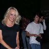 Pamela Anderson est allée dîner avec ses fils Brandon et Dylan au restaurant Giorgio Baldi à Santa Monica, le 14 août 2019.
