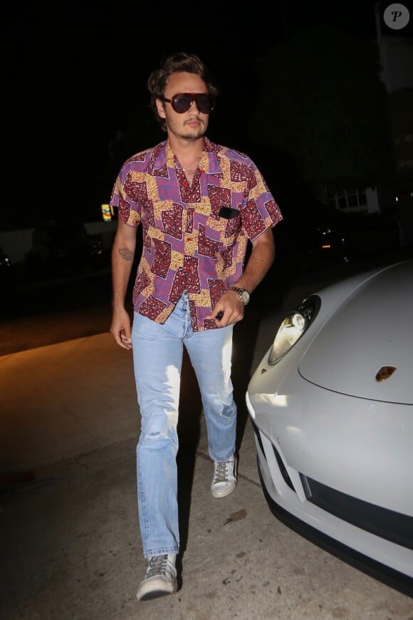 Pamela Anderson est allée dîner avec ses fils Brandon et Dylan au restaurant Giorgio Baldi à Santa Monica, le 14 août 2019.