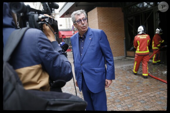 Exclusif - Patrick Balkany (maire de Levallois-Perret) sur les lieux de l'incendie qui s'est déclaré dans la nuit du 17 au 18 août 2019. Levallois-Perret, le 18 août 2019.