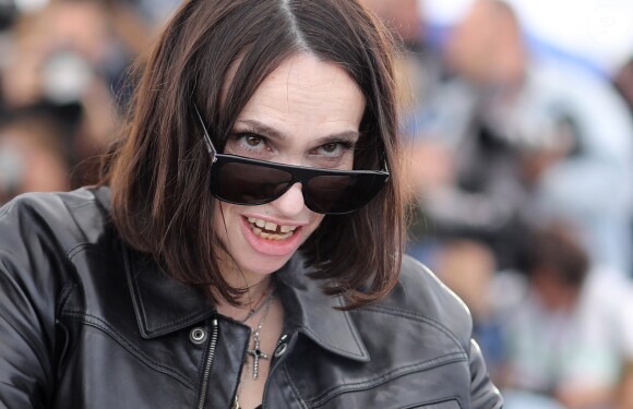 Béatrice Dalle au photocall du film Lux Aeterna lors du 72ème Festival International du film de Cannes. Le 19 mai 2019 © Jacovides-Moreau / Bestimage