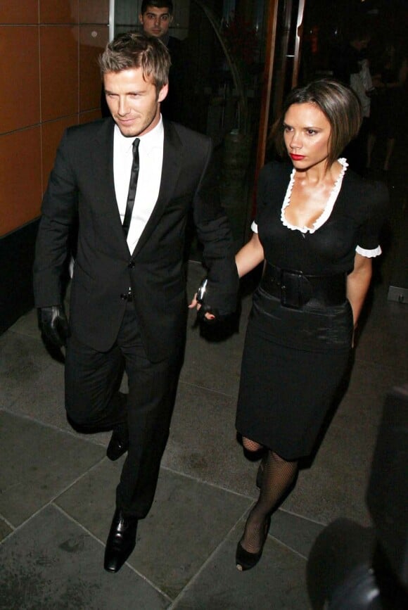 Ce qui prime chez les Beckham c'est d'être toujours assortis. Comme des faux jumeaux, Victoria et David ne peuvent s'empêcher de s'habiller pareil. Un vrai It-couple !