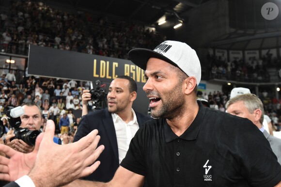 Tony Parker - L'ASVEL s'offre un 19ème titre en s'imposant lors du match 5 de la Finale Élite de Basket-ball face à Monaco, à l'arena Astroballe de Villeurbanne, France, le 25 juin 2019. © Frédéric Chambert/Panoramic/Bestimage