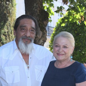 Josiane Balasko et son mari George Aguilar lors de la 12ème édition du festival du Film Francophone d'Angoulême, France, le 23 août 2019. © Coadic Guirec/Bestimage