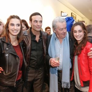 Exclusif - Alain Delon avec ses petites filles Lou et Liv et son fils Anthony Delon - Lancement de la marque de vêtements de cuir "Anthony Delon 1985" chez Montaigne Market à Paris. Le 7 mars 2017 © Philippe Doignon / Bestimage