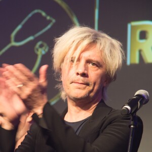 Nicola Sirkis - 3e Gala caritatif des "Stéthos d'Or" qui récompensent les artistes qui contribuent au bien-être de tous, organisé par la Fondation pour la Recherche en Physiologie au George V à Paris, le 11 mars 2019. © Coadic Guirec/Bestimage