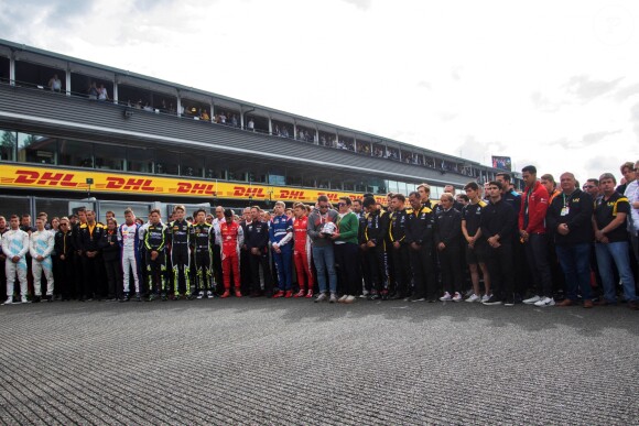 Le monde du sport automobile, sous le choc et rassemblé autour de sa mère et de son frère, a rendu hommage le 1er septembre 2019 à Anthoine Hubert à l'occasion d'une minute de silence avant le Grand Prix de Belgique à Spa-Francorchamps, où le jeune pilote a trouvé la mort la veille.