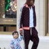 Exclusif - Fetty Wap se promène avec sa fille Khari à Beverly Hills. Los Angeles, le 28 décembre 2017.