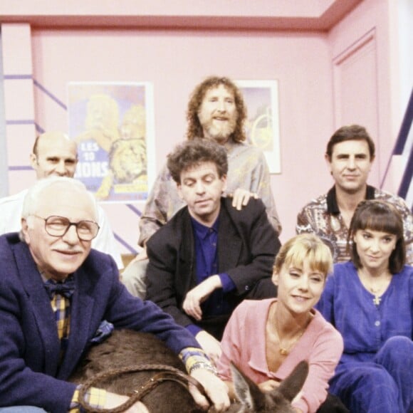 Dorothée, Jacky, Corbier, Ariane et Patrick Simpson-Jones avec le docteur Michel Klein en 1989.