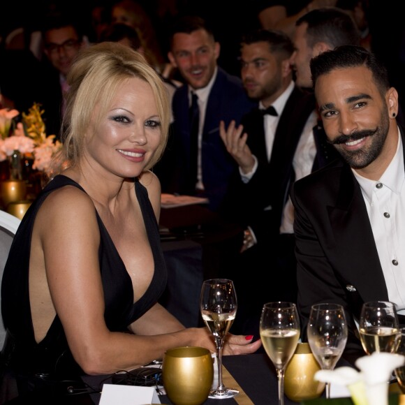 Adil Rami et sa compagne Pamela Anderson lors de la soirée de la 28ème cérémonie des trophées UNFP (Union nationale des footballeurs professionnels) au Pavillon d'Armenonville à Paris, France, le 19 mai 2019.