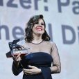 Barbara Paz (Prix Venezia Classici du Meilleur documentaire sur le cinéma pour "Babenco – Tell me when I die") sur scène lors de la cérémonie de clôture du 76ème Festival International du Film de Venise (Mostra), le 7 septembre 2019.