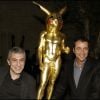 Philippe Berry avec Bernard Montiel lors d'un vernissage de ses oeuvres au Park Hyatt à Paris en 2005