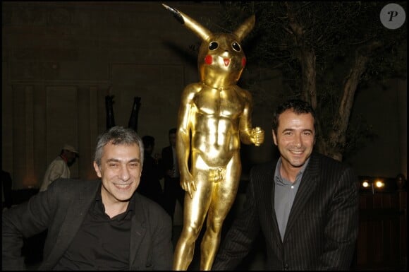 Philippe Berry avec Bernard Montiel lors d'un vernissage de ses oeuvres au Park Hyatt à Paris en 2005