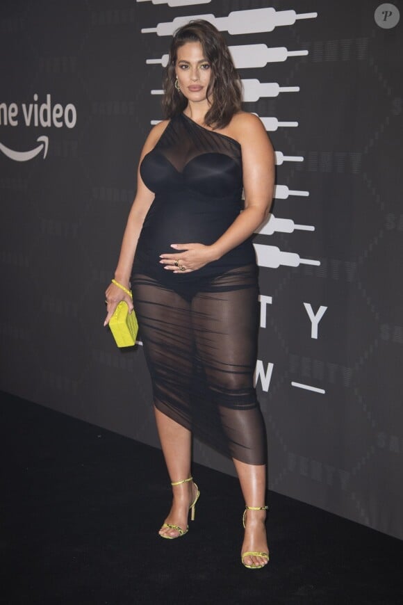 Ashley Graham enceinte - People au 2ème défilé annuel "Savage x Fenty" au Barclay's Center à Brooklyn, New York, le 10 septembre 2019.